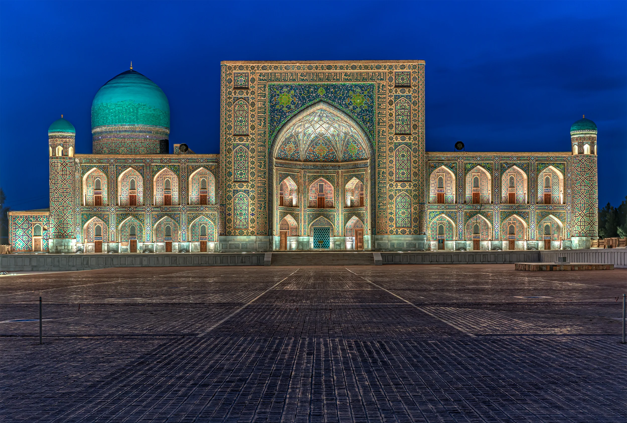 Samarkand. Night Registan